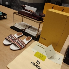 Fendi Slippers